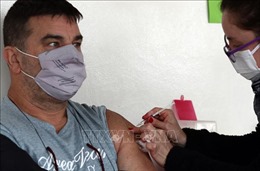 Argentina: Tiêm kết hợp vaccine để đảm bảo tiêm mũi thứ 2 đúng hạn