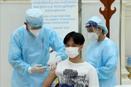 Campuchia kêu gọi thanh thiếu niên tiêm vaccine ngừa COVID-19