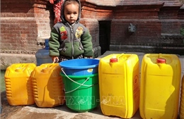 Hệ thống hứng nước mưa giúp khắc phục tình trạng khan hiếm nước tại Nepal