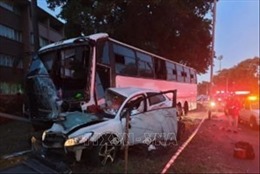 Tai nạn giao thông nghiêm trọng tại Nam Phi làm 16 người bị chết cháy