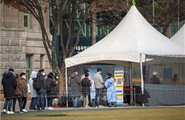 Hàn Quốc tạm thời nới lỏng quy định phòng chống dịch COVID-19 trong 3 tuần