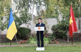 Đại sứ quán Việt Nam tại Ukraine luôn ưu tiên quan tâm tới cộng đồng người Việt