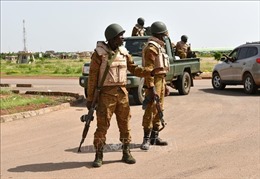 Quân đội Burkina Faso tuyên bố sẽ làm việc với ECOWAS