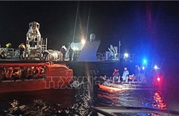Nối lại chiến dịch tìm kiếm 10 người mất tích trong vụ cháy phà ở vùng biển Hy Lạp và Italy
