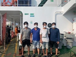 Đại sứ quán Việt Nam tại Thái Lan hỗ trợ 4 thuyền viên của tàu Huy Hoàng gặp nạn