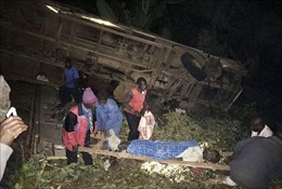 Xe khách lao xuống hẻm núi ở Zimbabwe, ít nhất 35 người thiệt mạng