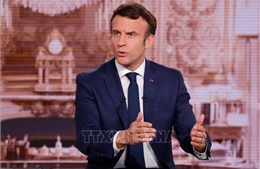 Ông E.Macron tiếp tục nới rộng khoảng cách trong các cuộc thăm dò dư luận