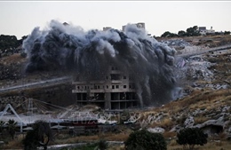 Israel phá hủy một tòa nhà ở Đông Jerusalem