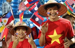 Báo chí Thái Lan ấn tượng về sự cuồng nhiệt của cổ động viên bóng đá Việt Nam