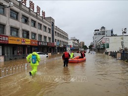 Trung Quốc: Hàng trăm nghìn người phải sơ tán do mưa lớn 