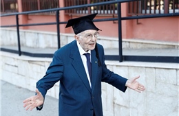 Thạc sĩ cao tuổi nhất tại Italy tốt nghiệp ở tuổi 98