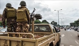 Nổ súng tại căn cứ quân sự của Mali