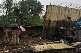Sập tường trường học tại Myanmar làm 5 người tử vong