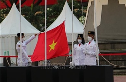 Quốc kỳ Việt Nam tung bay tại ASEAN Para Games 2022