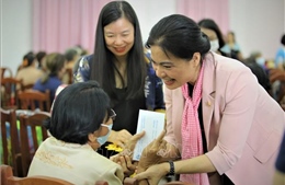Cuộc gặp gỡ nghĩa tình của phụ nữ Việt Nam - Campuchia