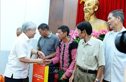 Chủ tịch Ủy ban Trung ương MTTQ Việt Nam gặp mặt Đoàn đại biểu người có uy tín tỉnh Hòa Bình