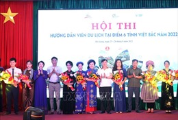 Nâng cao trình độ hướng dẫn viên du lịch tại điểm 6 tỉnh Việt Bắc