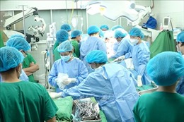 TP Hồ Chí Minh hồi sinh mạnh mẽ  - Bài 1: Ngành Y tế vượt khó sau đại dịch