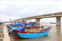 Phần lớn tàu thuyền ở Quảng Trị đã neo đậu an toàn để tránh bão số 4
