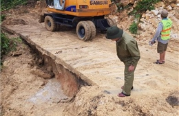 Quảng Nam khôi phục hạ tầng, phòng ngừa dịch bệnh, sạt lở núi sau bão Noru
