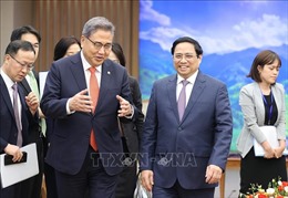 Thủ tướng Phạm Minh Chính tiếp Bộ trưởng Ngoại giao Hàn Quốc