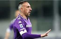 Ngôi sao bóng đá Pháp F. Ribery tuyên bố giải nghệ