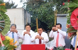 Dâng hương Kỷ niệm 120 năm ngày sinh đồng chí Võ Văn Ngân