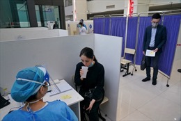 Thượng Hải (Trung Quốc) sử dụng rộng rãi vaccine ngừa COVID-19 dạng hít qua miệng