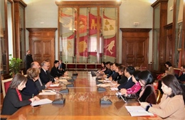 Thúc đẩy tiềm năng hợp tác giữa Hà Nội và các địa phương Italy