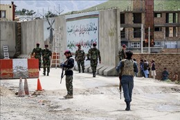 Đại sứ Pakistan tại Afghanistan thoát chết trong vụ tấn công bằng súng ở Kabul