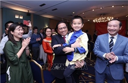 Thủ tướng Phạm Minh Chính gặp gỡ đại diện cộng đồng người Việt Nam tại Luxembourg