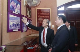﻿Chủ tịch Quốc hội Vương Đình Huệ tưởng nhớ, tri ân cố Chủ tịch Quốc hội Nguyễn Hữu Thọ