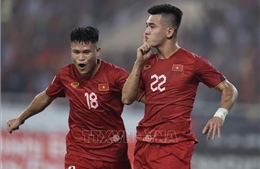 Tiến Linh mở tỷ số, hiệp 1 Việt Nam tạm dẫn Thái Lan 1-0 