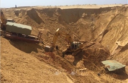Triệt phá nhóm khai thác khoáng sản trái phép quy mô lớn tại Bình Thuận