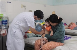 Khánh Hòa: Số trẻ nhập viện do các bệnh liên quan đến hô hấp tăng cao