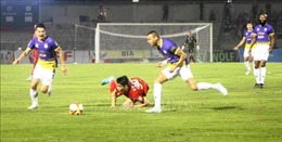 V.League 1-2023: Hà Nội FC đánh bại Hồng Lĩnh Hà Tĩnh 3-2