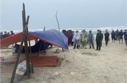 Thừa Thiên - Huế: Tìm thấy thi thể thuyền viên mất tích do chìm tàu cá