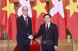 Chủ tịch Hội đồng Quốc gia Thụy Sĩ kết thúc tốt đẹp chuyến thăm Việt Nam