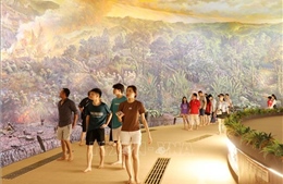 Điện Biên thu hút nhiều du khách trong ngày đầu nghỉ lễ 2/9