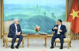 Thủ tướng Phạm Minh Chính tiếp Chủ tịch Hiệp hội Công nghiệp bán dẫn Hoa Kỳ