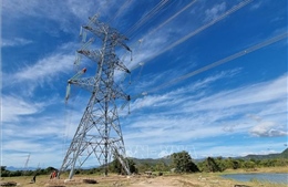Đóng điện 3 công trình truyền tải điện lớn, cấp điện cho miền Nam