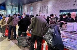 Người dân Nhật Bản bận rộn chuẩn bị tiễn năm cũ, đón Năm mới 2024