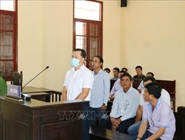 Hai cựu chủ tịch xã ở Bạc Liêu lĩnh án tù về tội tham ô tài sản