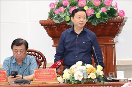 Phó Thủ tướng Trần Hồng Hà kiểm tra việc ứng phó hạn hán, xâm nhập mặn