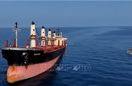 Houthi tấn công tàu chở dầu treo cờ Panama ở ngoài khơi Yemen
