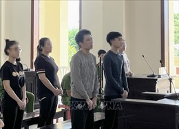 Cần Thơ: Nhóm bị cáo mua bán các cô gái làm phục vụ karaoke bị phạt 62 năm tù