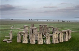 UNESCO khuyến nghị đưa Stonehenge vào danh sách di sản thế giới bị đe dọa