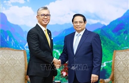 Thủ tướng tiếp Bộ trưởng Bộ Đầu tư, Thương mại và Công nghiệp Malaysia