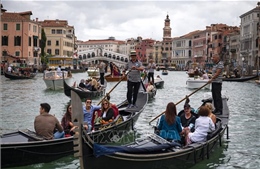 Thành phố Venice áp dụng quy định giới hạn đoàn du lịch tối đa 25 người