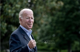 Ông Joe Biden ký hợp đồng với công ty quản lý tài năng CAA